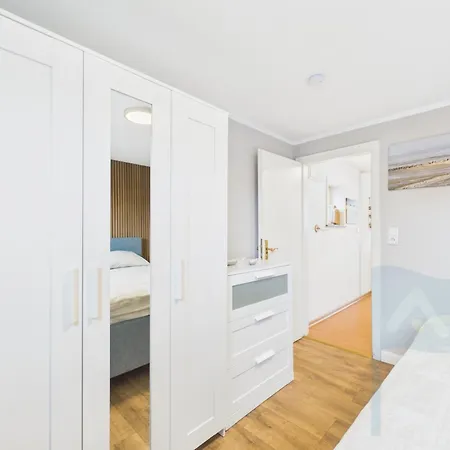 Haus Carstensen-bungalow 3 شقة
